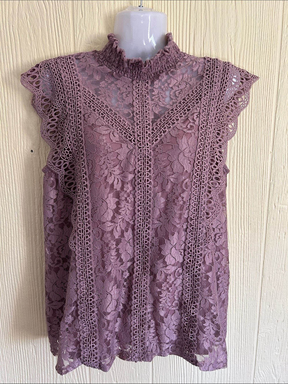 Lace Mock Neck Sleeveless Top - Mauve